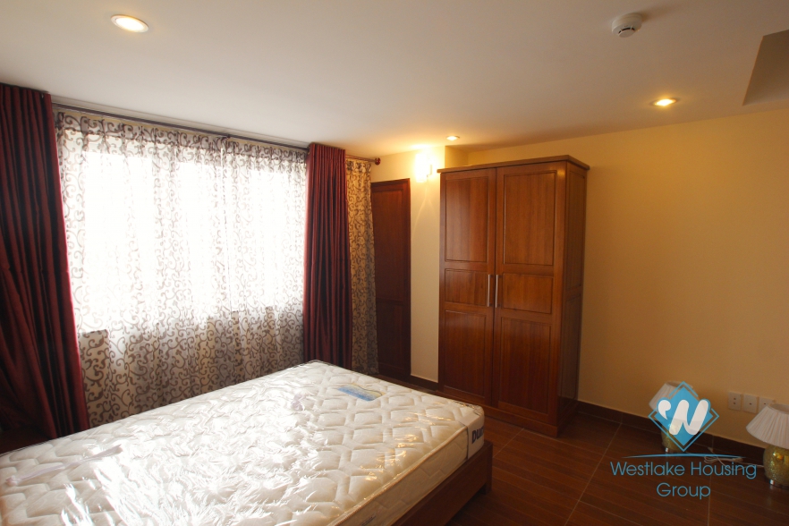 Brand new 3 bedrooms apartment for rent in Xuan Dieu street, Tay Ho, Hanoi